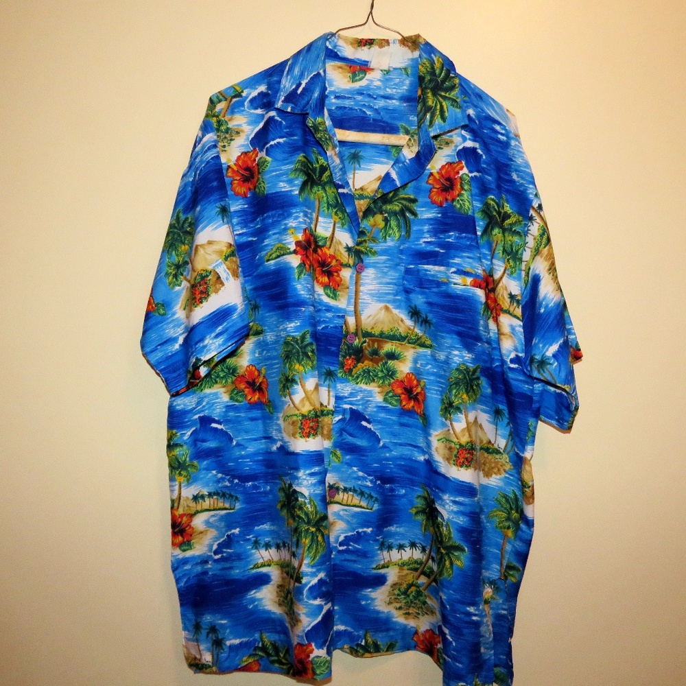 Vintage Hawaiian Short Sleeve Shirt